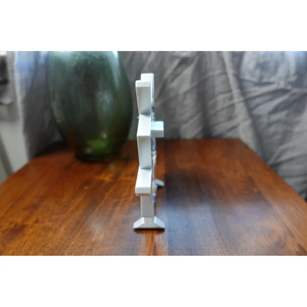 plastic free standing silver‎ snowflake ornaments holder with 4 mini ornaments
